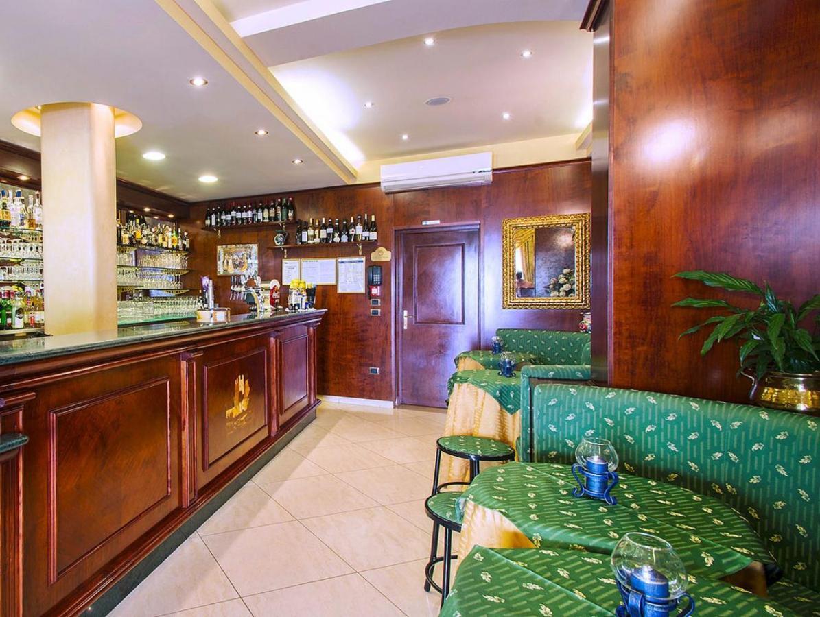Hotel Catullo バルドリーノ エクステリア 写真